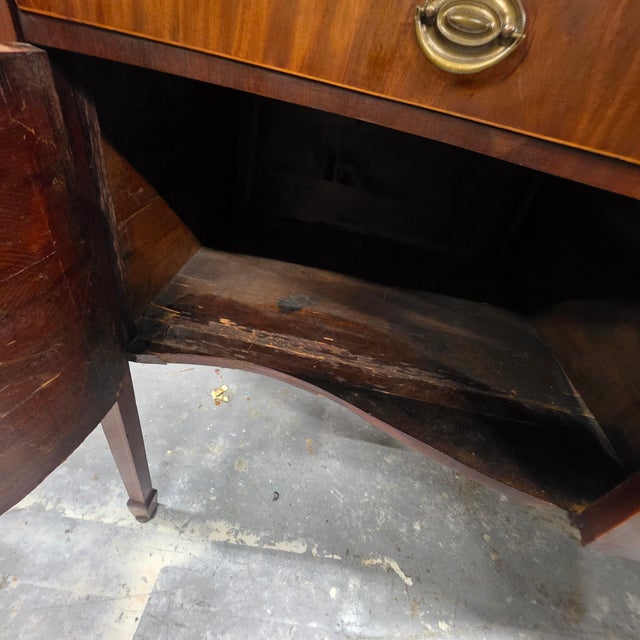 English George III Hepplewhite Serpentine Mahogany Sideboard W/Solid Slab Top Faux Drawer Fronts, Concealed Twin Cabinets & Side Access Door,1790–1805 For Sale - Image 17 of 18