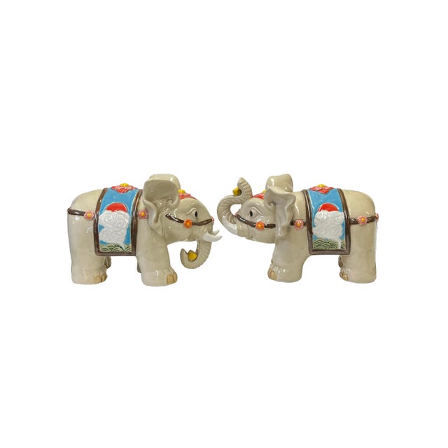 Chinese Pair Chinese Ceramic Clay Beige RuYi Ingot Decor Elephant Figures For Sale - Image 3 of 5