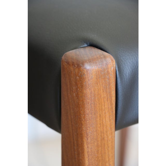 1960s Scandinavian Chairs in the style of Niels Otto Møller, 1960s, Set of 5 For Sale - Image 5 of 10
