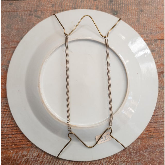 Antique White 18th Century Pair of Chinese Export Armorial Decorative Rustic Plates For Sale - Image 8 of 12