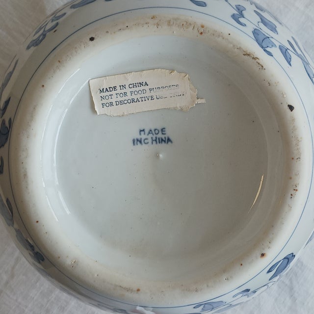 Ceramic 20th Century Chinoiserie Blue & White Porcelain Lidded Ginger Jar For Sale - Image 7 of 7