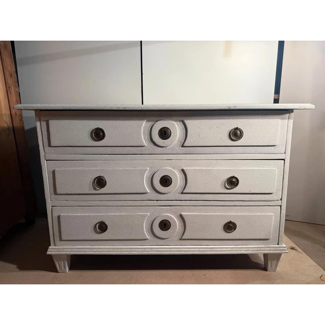 Empire Louie Shabby Chic Chest of Drawers in Coarse-Pored Oak Wood, 1890s For Sale - Image 13 of 13