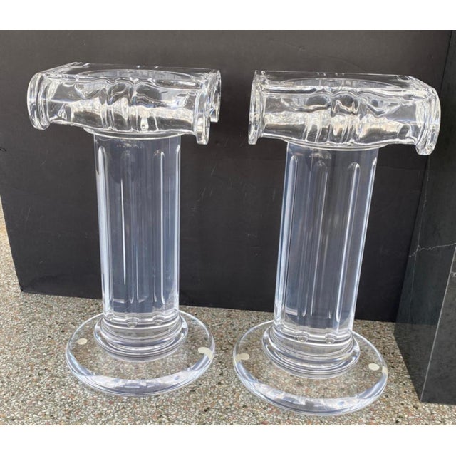 Late 20th Century Pair of Classical Style Lucite Pedestals by FabianArt For Sale In West Palm - Image 6 of 10