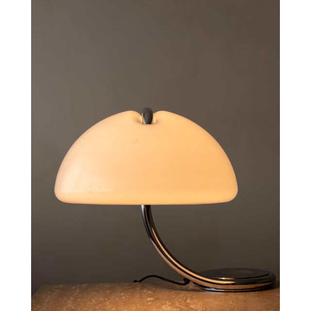Ivory Serpente Model 599 Table Lamp by Elio Martinelli for Martinelli Luce, 1970s For Sale - Image 8 of 18