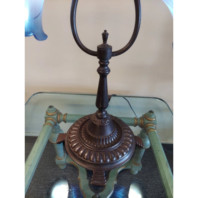 Early 20th Century Antique Early 20th Century the Beginning Bronze Table Lamp With Quezel Shades For Sale - Image 5 of 12