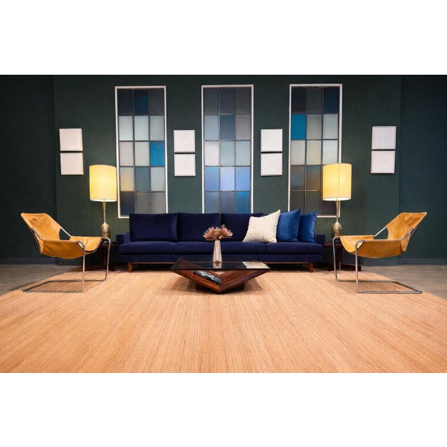 Designed in 1957 by Paulo Mendes da Rocha, the Paulistano armchair stands as one of the most influential objects of...