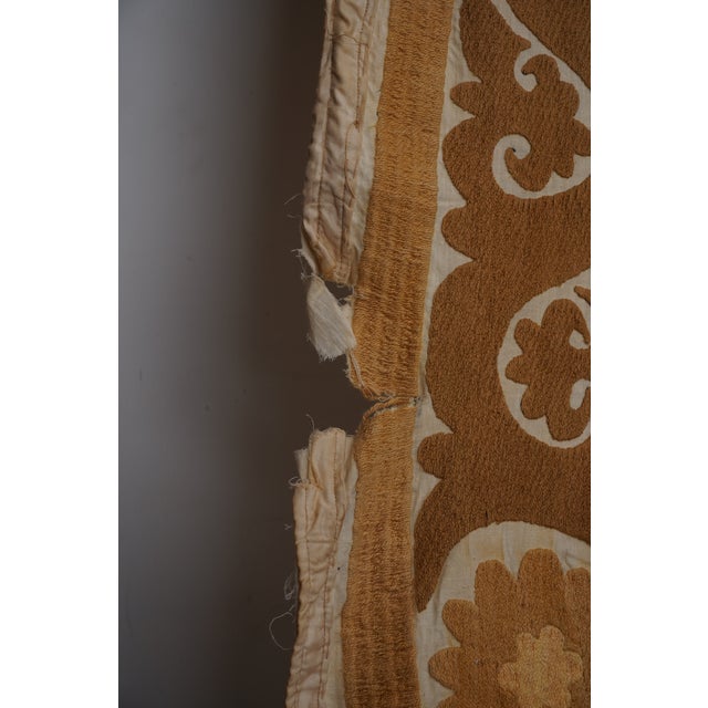 Suzani Tablecloth - Wall Decor For Sale In New York - Image 6 of 12