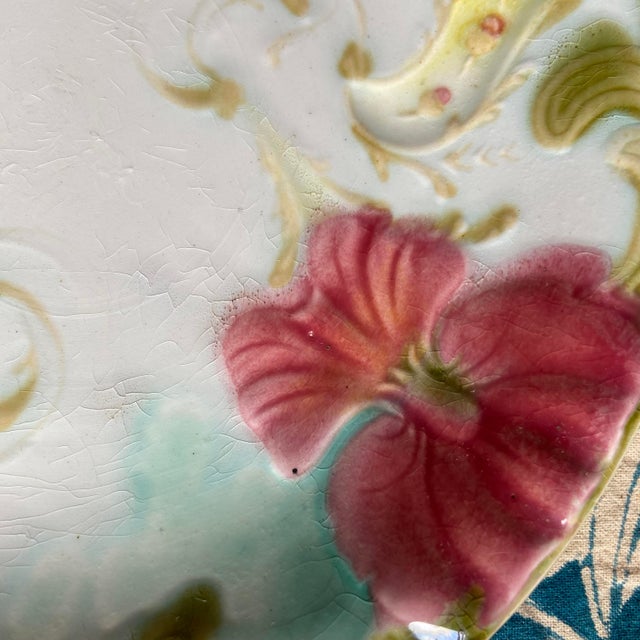 Antique French Art Nouveau Majolica Pansy Flower Plates from Luneville, 1890s, Set of 4 For Sale - Image 10 of 13