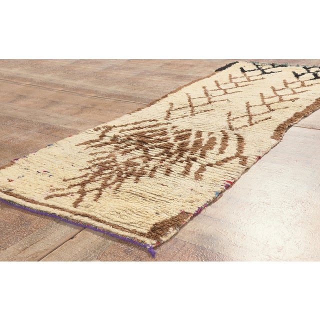 Beige Vintage Azilal Boucherouite Moroccan Rug, 02'06 X 06'07 For Sale - Image 8 of 10