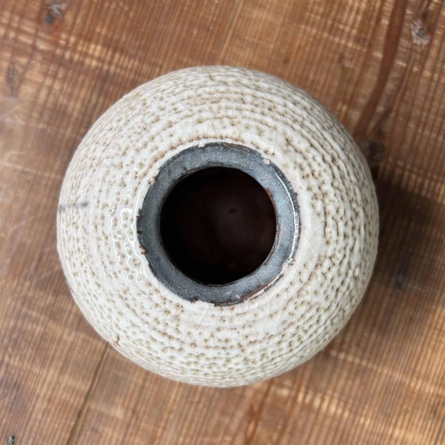 Kikyoya Platycodon House Kiln Shino Ware Ikebana Vase, Japan, 1960s For Sale - Image 12 of 18