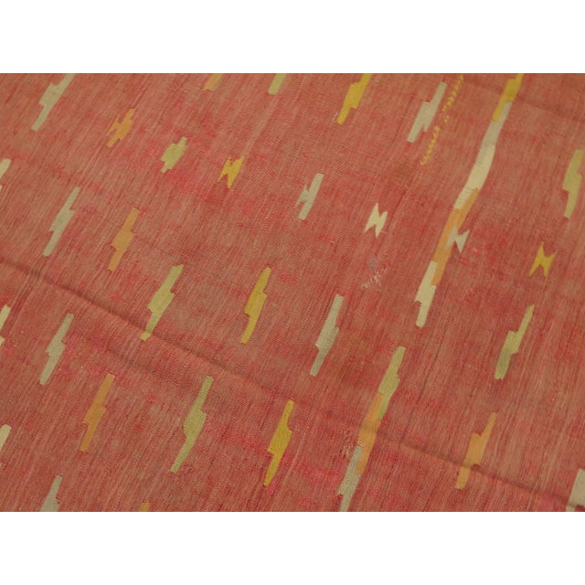 Melon Red Vintage Turkish Kilim Room Size Rug For Sale - Image 4 of 6