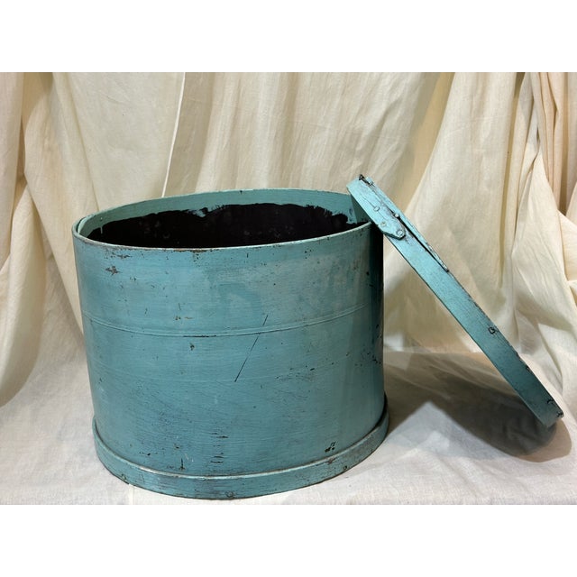 Large Round Vintage Painted Box For Sale - Image 4 of 7