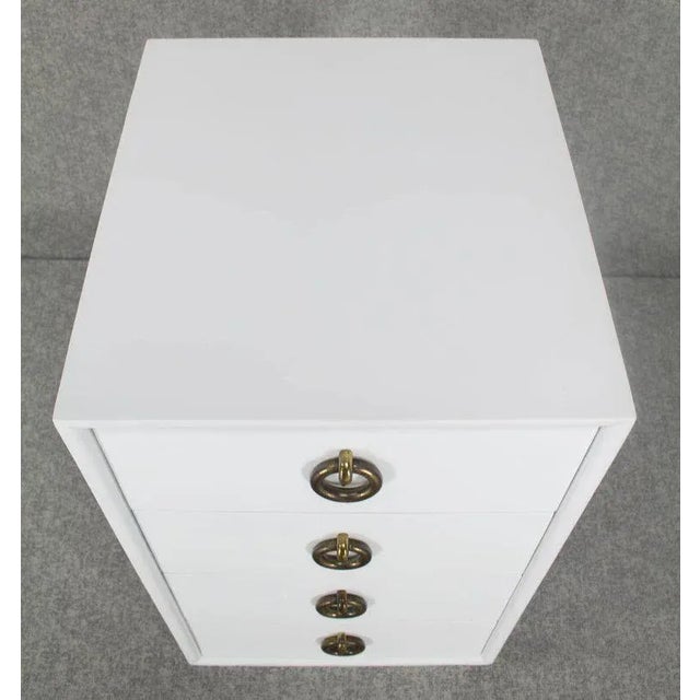 Mid-Century Modern White Lacquer 4-Drawer Cabinet For Sale - Image 4 of 7