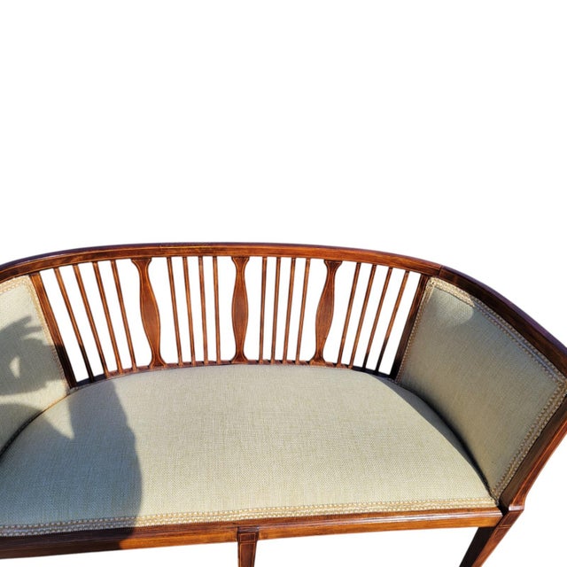 1920s Edwardian English Window Bench Refinished Upholstered Seat For Sale - Image 13 of 18