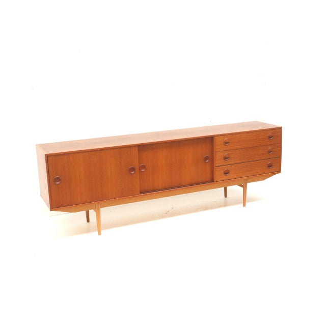 Brown Long Minimalist Sideboard by William Watting for Fristho, Netherlands, 1954 For Sale - Image 8 of 10