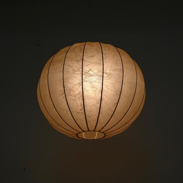 Large Beige Round Cocoon Pendant Light by Achille Castiglioni for Flos, 1960s For Sale - Image 3 of 14