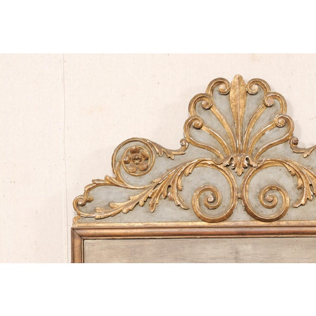 Italian Early 20th Century Italian Wooden Wall Plaque W/ Shell Crest For Sale - Image 3 of 10