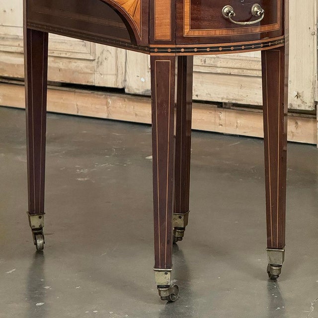 19th Century French Louis XVI Kidney-Shaped Mahogany Leather Top Desk For Sale - Image 13 of 18