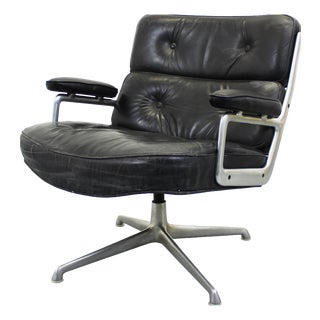 Set of Vintage Lounge Chair with Ottoman by Charles and Ray Eames for Herman Miller, 1970s For Sale