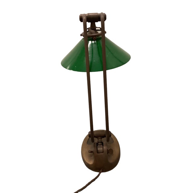 1940s Bankers Table Lamp in Brass With Original Green Glass Shade, Italy, 1940s For Sale - Image 5 of 8