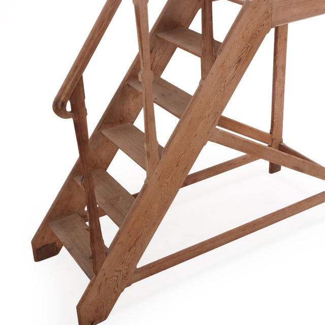 1910s A Set of European Pine Library Steps, C. 1910. For Sale - Image 5 of 8