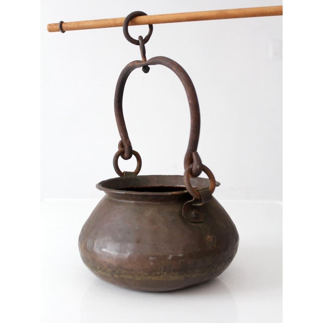 Copper Antique Hand Hammered Copper Hearth Pot With Iron Swing Handle For Sale - Image 8 of 14