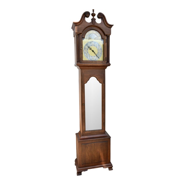 Vintage Colonial of Zeeland Traditional Style Mahogany Grandfathers Clock For Sale