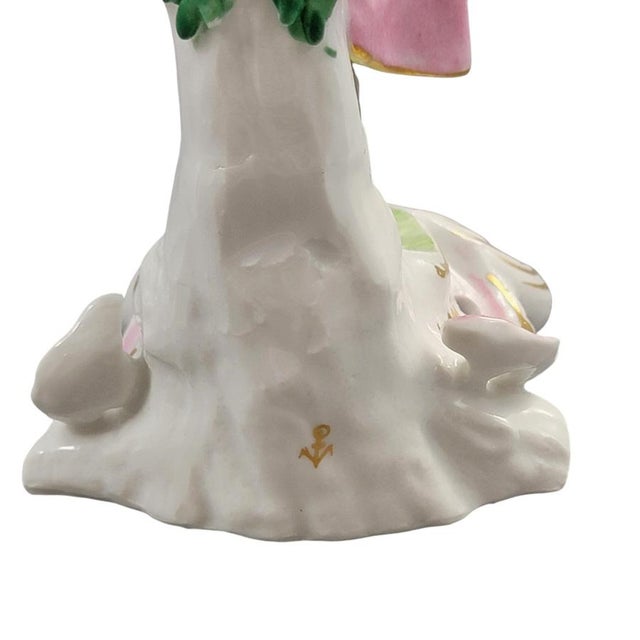 Chelsea Style Porcelain Figure of Actor with Mask from Edmé Samson Paris, 1860-1880 For Sale - Image 11 of 13