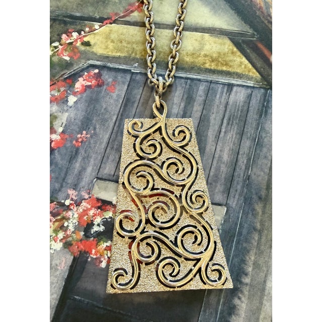 Silver Vintage Crown Trifari Large Pendant Necklace For Sale In Los Angeles - Image 6 of 8