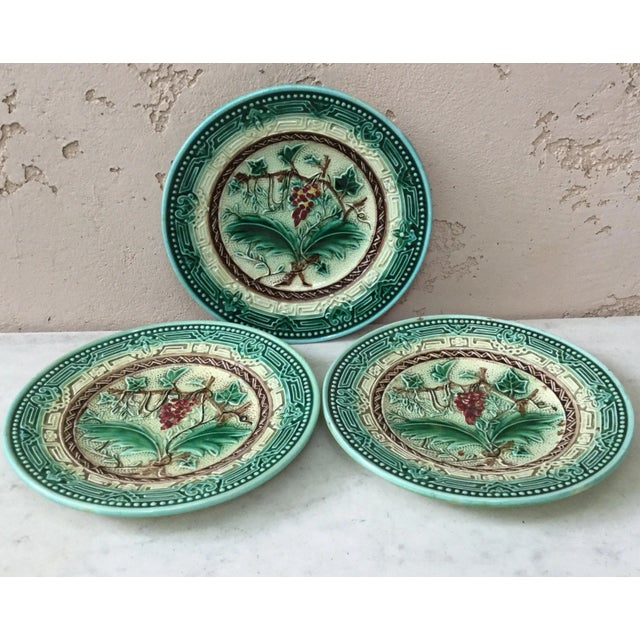 Late 19th Century 1890 Antique German Majolica Red Fruits Plate For Sale - Image 5 of 6