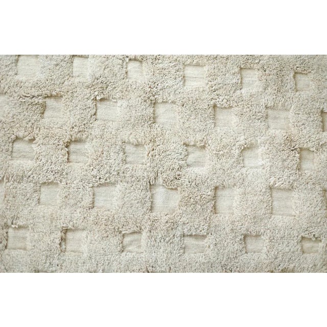 All Natural Hand-Spun Wool Checker Flatweave & Pile Moroccan Rug - 6'8″ × 10′ For Sale - Image 11 of 11
