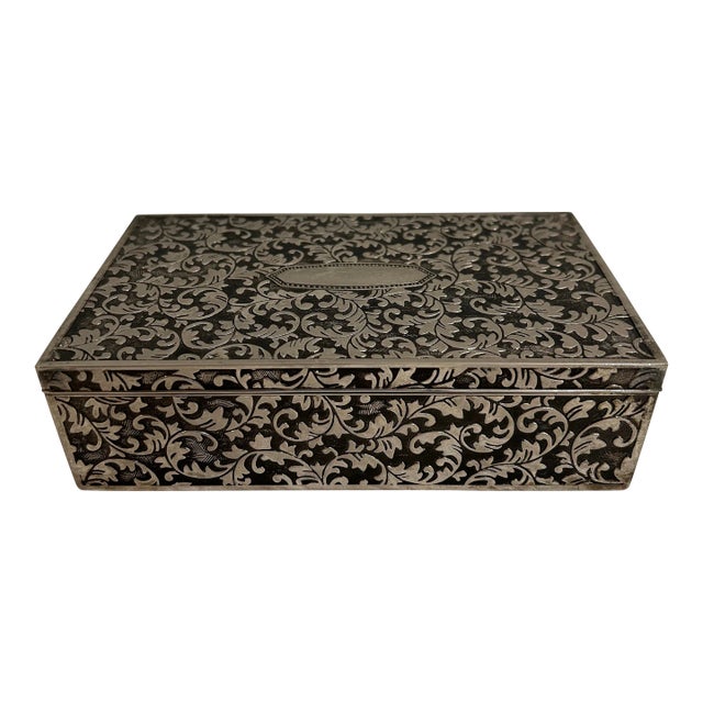 Vintage 1940’s Silver Plate Embossed Floral Jewelry or Trinket Box For Sale