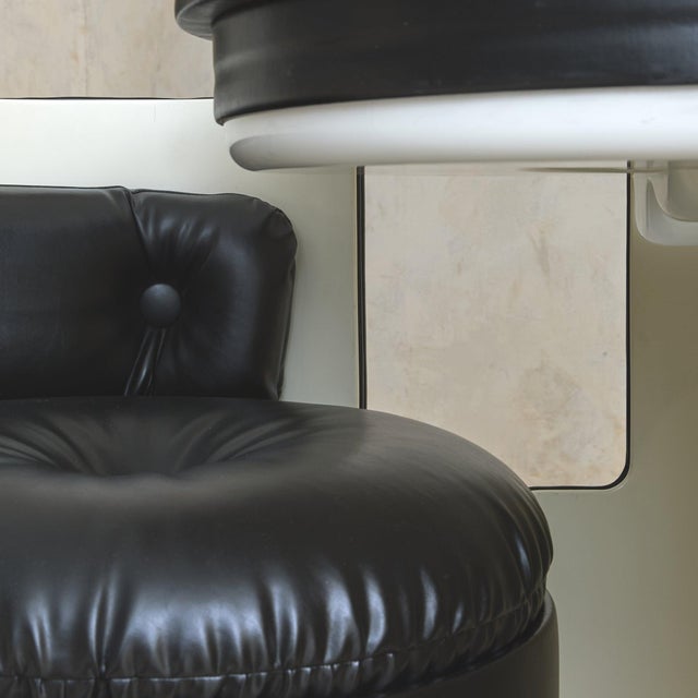 Metal Black Dilly Dally Vanity Table + Stool Attributed to Luigi Massoni for Poltrona Frau, 1968 For Sale - Image 7 of 11