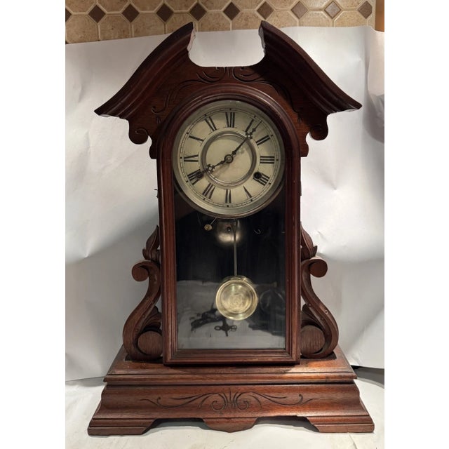 This listing is for an antique parlor/kitchen style mantel clock. This one is the “Danube” model by New Haven. The clock...
