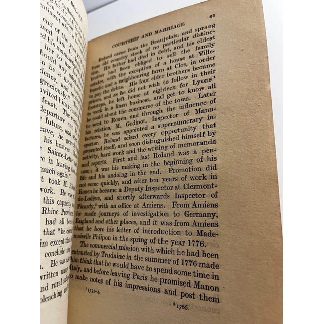 Antique 1910s Madame Roland Book For Sale In New York - Image 6 of 8