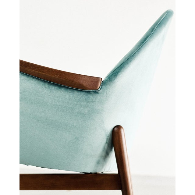 Clam Shaped Chairs, 1970s For Sale - Image 6 of 7
