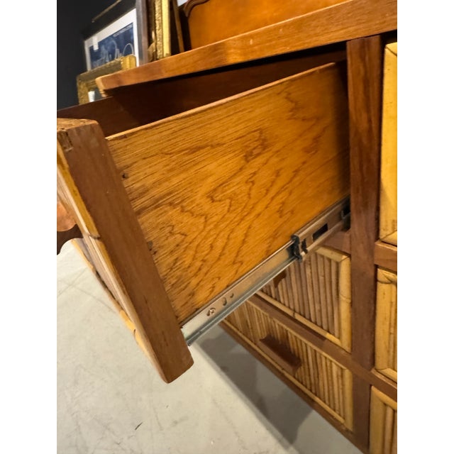 1980s Vintage Pencil Reed Rattan Dresser – Mid-Century Modern Storage Dresser With Decorative Detailing For Sale - Image 11 of 11