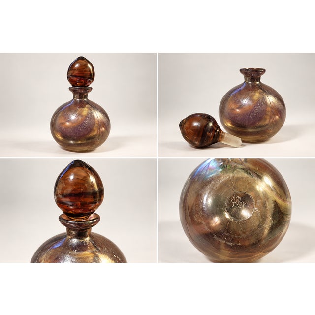 Art Deco Vintage French Allex Art Glass Perfume Bottle With Stopper – Iridescent Amber & Amethyst Swirl Glass, 1980s For Sale - Image 3 of 3