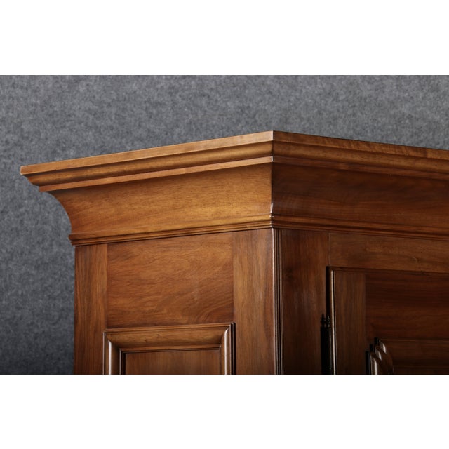 Antique Biedermeier Cabinet in Walnut, 1800 For Sale - Image 15 of 18