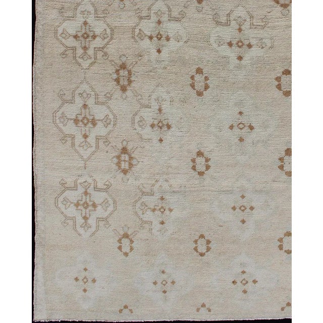 Tribal Muted Oushak Hand Knotted With All-Over Tribal Design in Light Tones of Taupe and Browns For Sale - Image 3 of 12