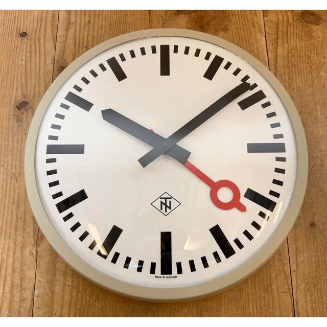 Grey Industrial Wall Clock from TN, 1960s For Sale - Image 9 of 18