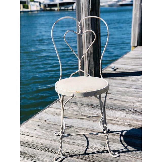 Early 1930s Wrought Iron Sweetheart Chair For Sale In Miami - Image 6 of 11