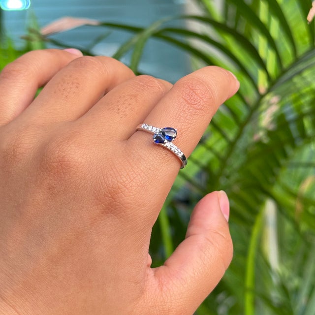 Two Stone Pear Cut Sapphire & Diamond Bypass Ring in 14k Solid Gold Size 7 For Sale - Image 10 of 17