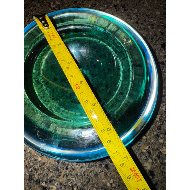 Late 20th Century Emerald Green Cased Art Glass Bowl Attributed to Murano, Italy For Sale In Portland, OR - Image 6 of 7