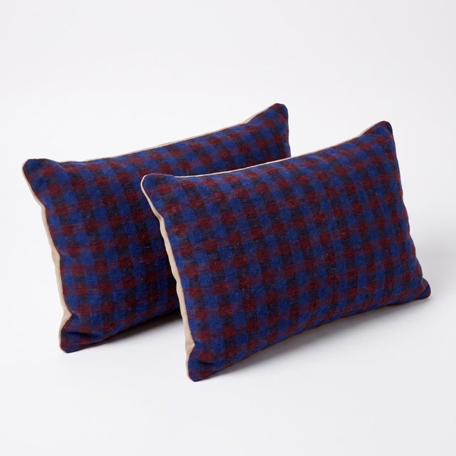 Mid-Century Modern Turkish Oushak Lumbar Rug Pillow Cover 16'' X 24'' - Set of Two For Sale - Image 3 of 4