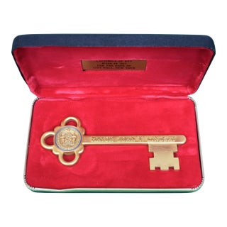 Mayor John v Lindsay Brass Key to the City of New York W/ Presentation Box For Sale