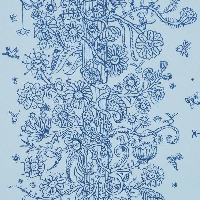 Contemporary Schumacher x The New Yorker Edward Steed's Towers Of Flowers Wallpaper In Sky Blue & Navy For Sale - Image 3 of 5