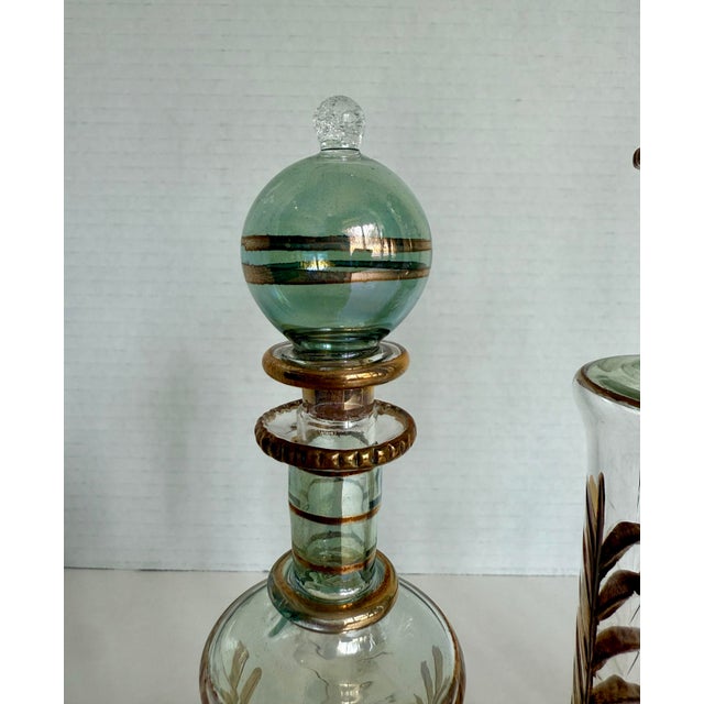 Vintage Set of 3 Hand-Blown Glass Perfume Apothecary Bottles and Stoppers For Sale - Image 10 of 11