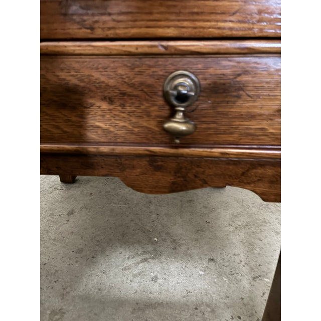 Mid-Century Modern Henredon Mid-Century Modern. Walnut, Nightstands Set of 2 Matching For Sale - Image 3 of 5