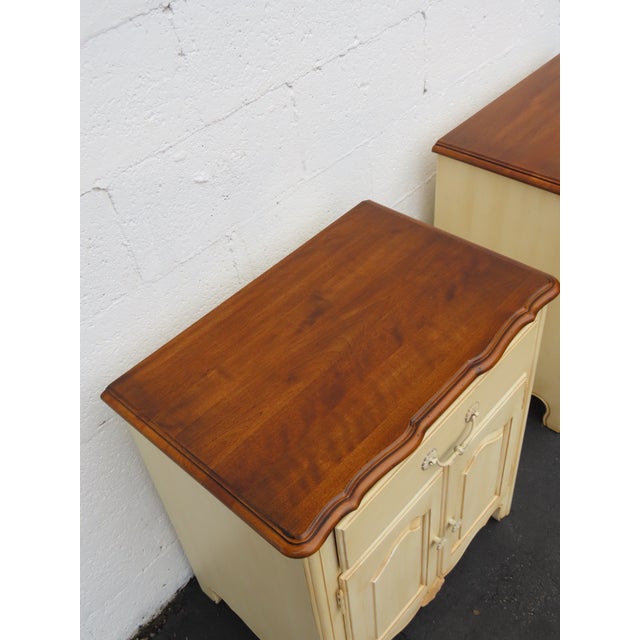 Ethan Allen Two Tone Large Nightstands Bedside End Tables a Pair 6902 For Sale - Image 13 of 18